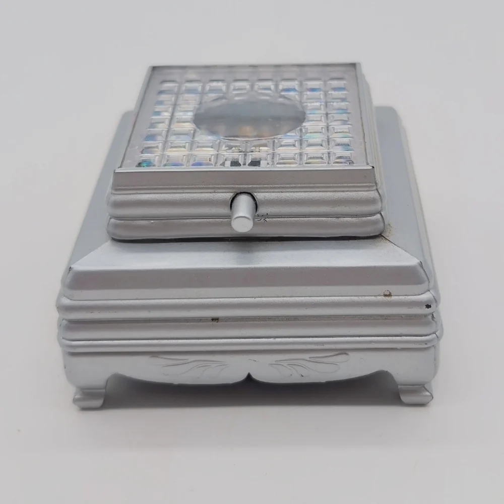 Silver Decorative Light Up Stand For Crystal Items